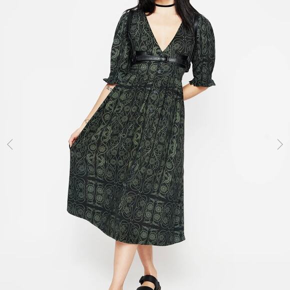 Elegant Green Patterned Dress - Picture 7 of 9